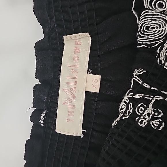 Crop Top - Picture 6 of 8